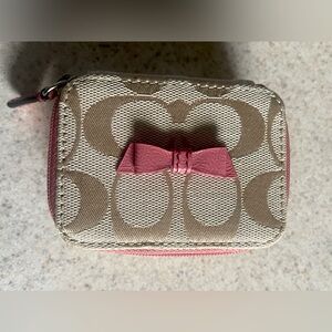 COACH Khaki Signature Canvas Weekly Pillbox With Pink Bow and Trim